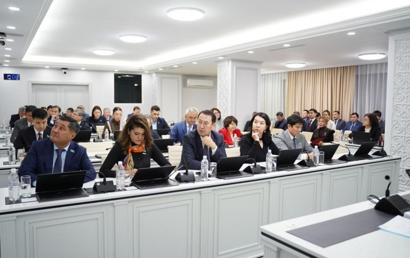 Қалалық инфрақұрылымды дамытудың өзекті мәселелері бойынша кезектен тыс сессия