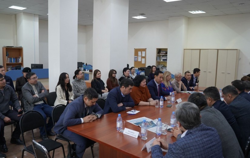 Қалалық мәслихат депутаттары «Елорда Ақпарат» ЖШС-не барды