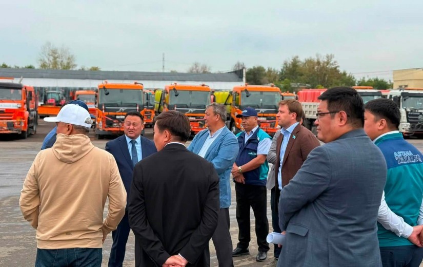 Депутаты столичного маслихата провели выездное совещание на базе ТОО «Астана Тазалық»