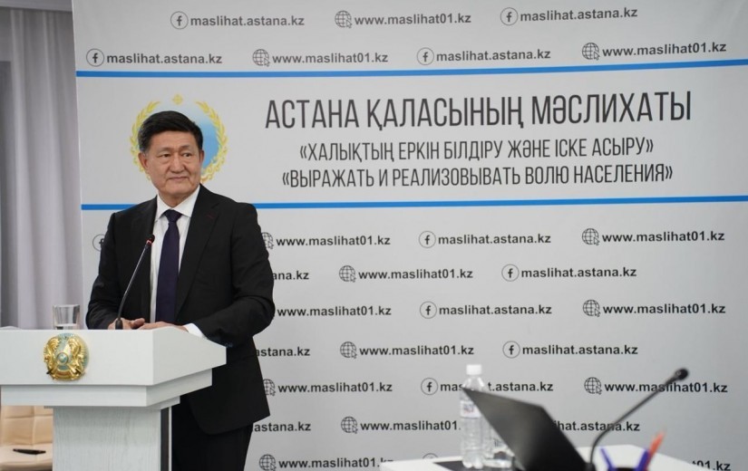 Елордалық мәслихатта құрылыс, экология, көлік және ТКШ саласындағы 2026-2028 жылдарға арналған бюджет жобасы талқыланды