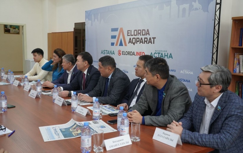 Қалалық мәслихат депутаттары «Елорда Ақпарат» ЖШС-не барды