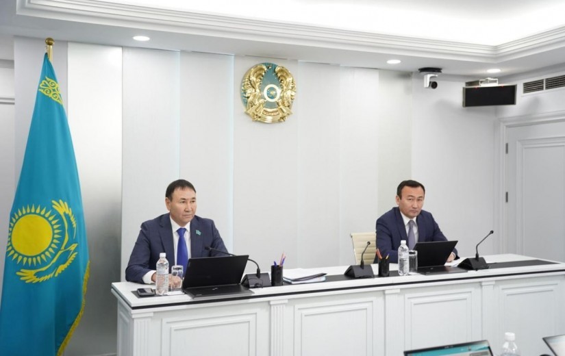 Қалалық инфрақұрылымды дамытудың өзекті мәселелері бойынша кезектен тыс сессия