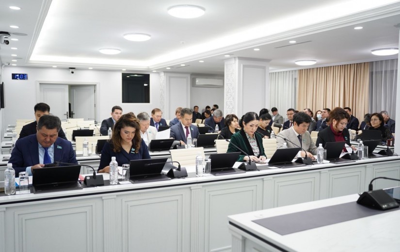 Бюджет жобасын талқылау қорытындысы бойынша мәслихат отырысы