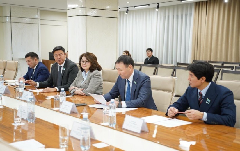 Астана мәслихаты мен Maqsut Narikbayev University зерттеулер саласында ынтымақтастықты бастайды