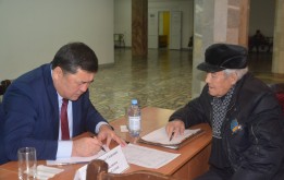 Проблемы горожан взяты на контроль маслихата