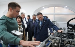 Депутаты столичного маслихата посетили ряд объектов в рамках подготовки к очередной сессии, посвящённой модернизации системы профтехобразования Астаны