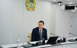 В городском маслихате обсудили вопросы ремонта дорог и городской парковочной системы