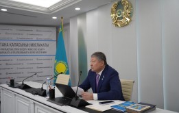 Внеочередная сессия маслихата по вопросу о досрочном прекращении полномочий депутата маслихата города Астаны восьмого созыва