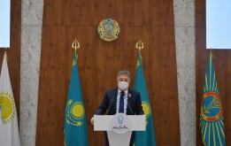 Депутаты столичного маслихата поздравили юбиляров