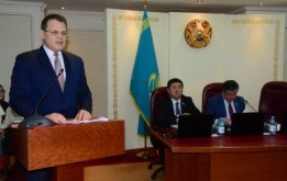 Состоялась внеочередная сессия маслихата