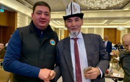 Қазақстан шахмат федерациясының Президенті Тимур Турловпен бірге мәслихаттардың 30 жылдығына арналған тарихтағы алғашқы «Senat Open» шахмат турнирі бастау алды