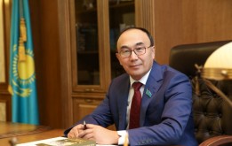 Астаналық мәслихаттың депутаттары Қазақстан Республикасының Президенті Н.Ә. Назарбаевтың Қазақстан халқына жолдауы "Төртінші өнеркәсіптік революция жағдайындағы дамудың жаңа мүмкіндіктері" туралы талқылап отыр