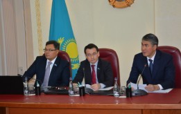 Маслихат столицы дал согласие на назначение трех акимов районов города