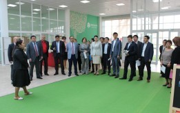 Депутаты столичного маслихата посетили ряд производственных объектов, расположенных в Индустриальном парке Астаны, и познакомились с их работой.