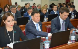 Состоялась внеочередная сессия столичного маслихата