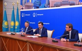 Церемонии чествования, посвященные юбилею молодой столицы Казахстана продолжаются