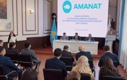 Астанада «AMANAT» партиясының қалалық филиалы жанындағы экономика және кәсіпкерлік мәселелері жөніндегі кеңес отырысы өтті