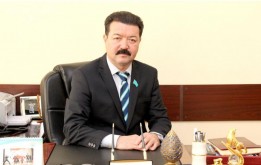 Зулфухар Сұлтанұлы Ғайыпов Жоғары көлік және коммуникация колледжінің директоры, саяси ғылымдарының докторы, Нұр-Сұлтан қаласы мәслихатының депутаты