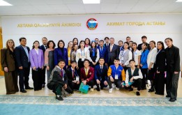 Встреча депутатов маслихата с участниками республиканского детского Курултая