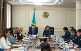 Депутаттар қоғамдық қауіпсіздік мәселелерін талқылады