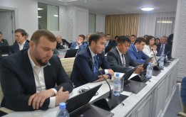 Кезектен тыс сессия