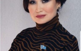 Отзыв о статье Елбасы от депутата Абден Қарақат Жақсылыққызы