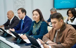 Астана мәслихатының депутаттары елорданың тұрғын алаптарын дамытуды талқылады