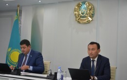 Бюджетті нақтылау мәселесі бойынша кезектен тыс сессия