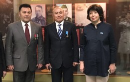 Награда нашла героя!