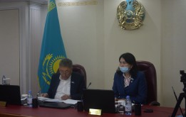 Сегодня под председательством Мажита Шайдарова в маслихате города Нур-Султан состоялось заседание постоянной комиссии по вопросам социально-культурного развития  режиме онлайн через приложение Zoom