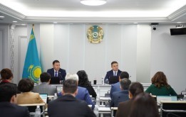 В маслихате города Астаны состоялась внеочередная сессия