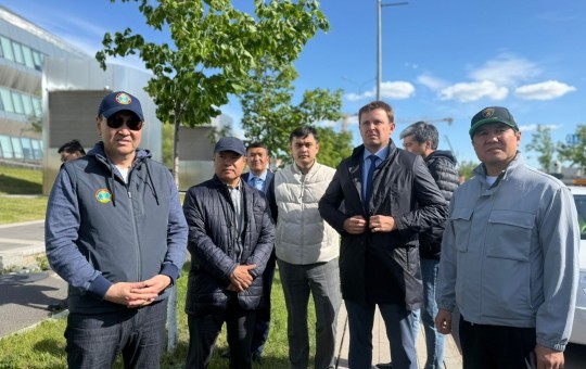 Мәслихат депутаттары ЖҚҰО арнайы көліктері мен автотұрақ жүйесінің жұмысымен танысты