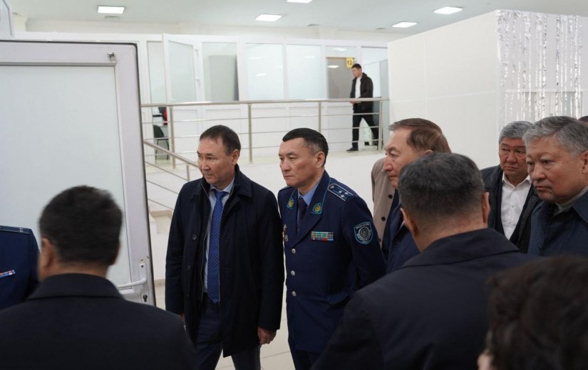 Астана мәслихатының депутаттары елорданың Полиция департаменті Әкімшілік полиция басқармасына барды