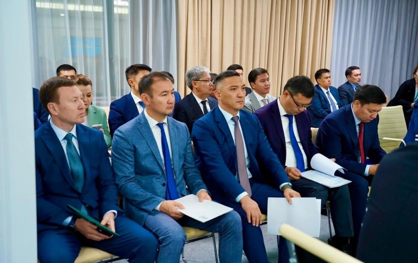 Состоялась рабочая встреча  депутатского корпуса с акимом города Астаны