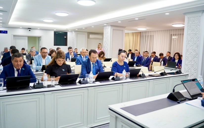 Астана қаласы мәслихатының кезекті сессиясы өтті