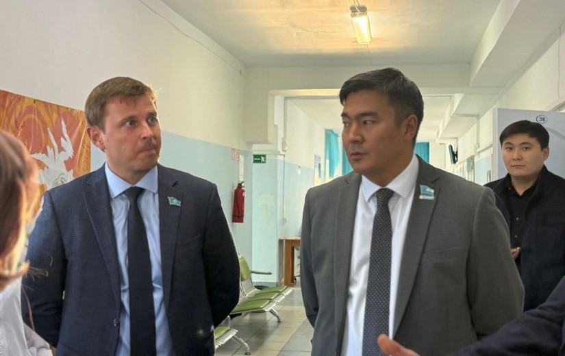 Депутаты ознакомились с работой медицинских организаций столицы