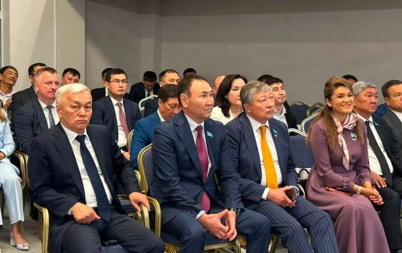 Мәслихат депутаттары елордалық Тексеру комиссиясының 15 жылдығына арналған салтанатты іс-шараға қатысты