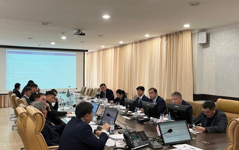 Депутаты маслихата проверили готовность к отопительному сезону и реализацию инфраструктурных объектов