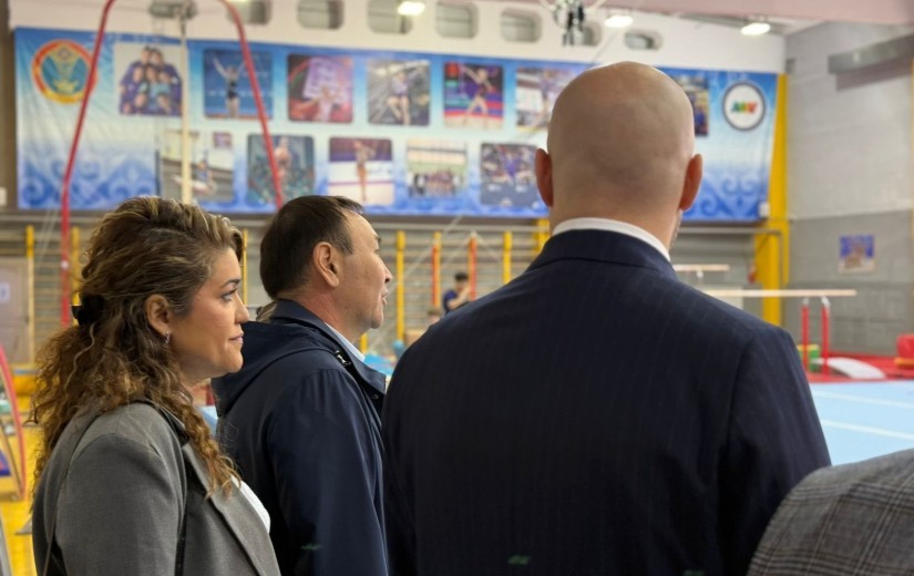 Елорда мәслихатының депутаттары №1 олимпиадалық резервтегі мамандандырылған балалар-жасөспірімдер спорт мектебіне барды