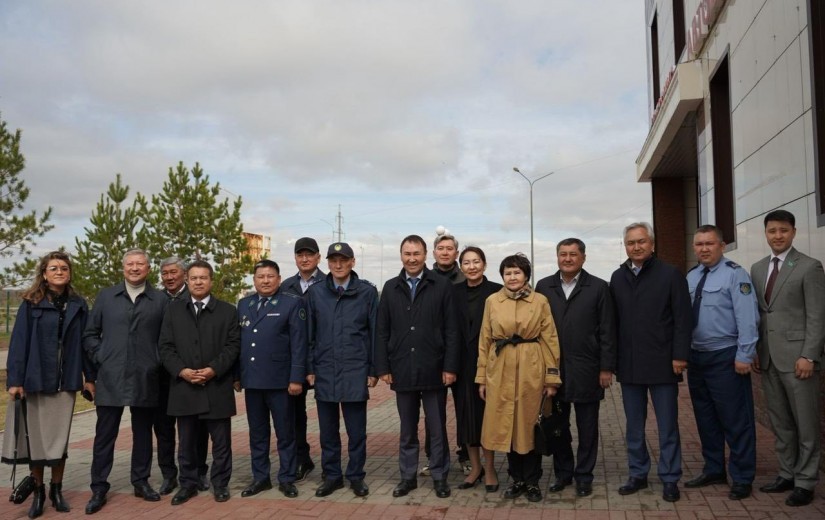 Астана мәслихатының депутаттары елорданың Полиция департаменті Әкімшілік полиция басқармасына барды