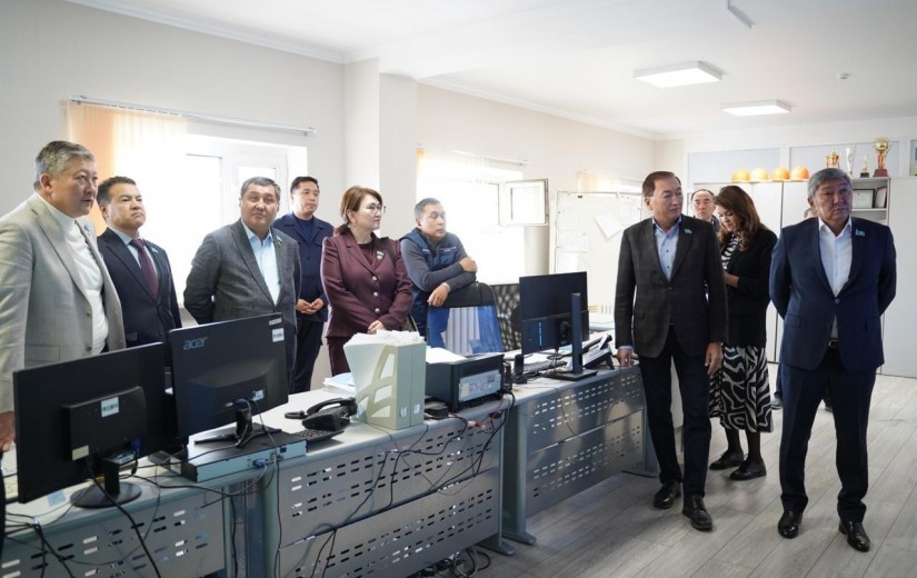 Депутаты маслихата посетили объекты теплоснабжения столицы