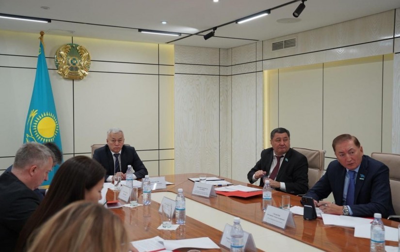 Круглый стол по проблемным инвестиционным проектам и объектам, не переданным в коммунальную собственность столицы