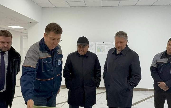Депутаты маслихата проверили готовность к отопительному сезону и реализацию инфраструктурных объектов