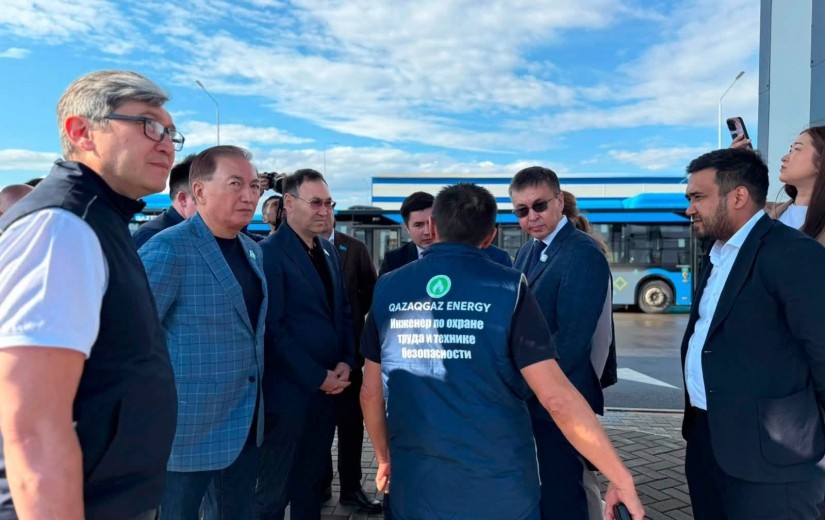 Елорда мәслихатының депутаттары «№1 автобус паркі» АҚ базасында көшпелі кеңес өткізді