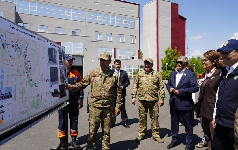 Депутаттар елордадағы өрт сөндіру бөлімдерін аралады
