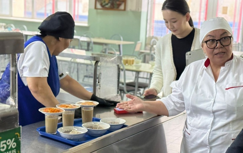 Елорда мәслихатының депутаттары  білім беру нысандарына барды