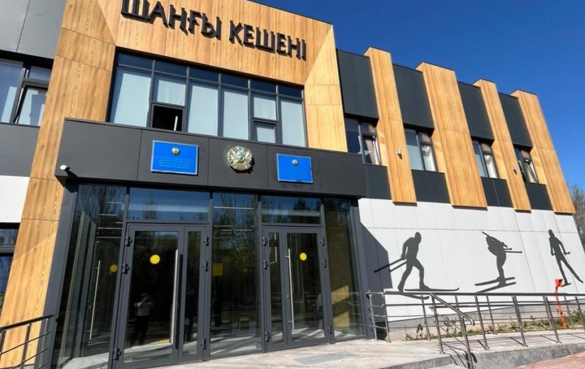 Мәслихат депутаттары елорданың спорт нысандарын аралады