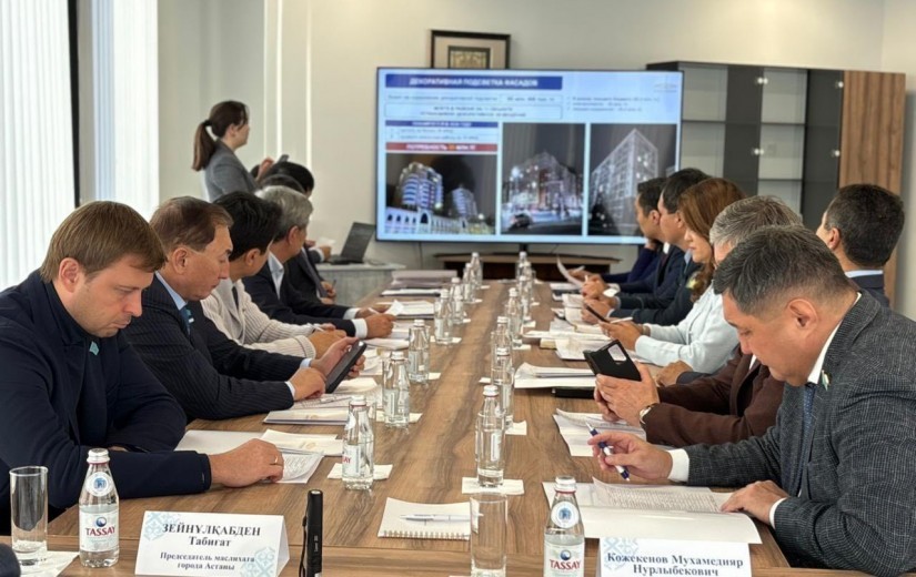 Депутаты столичного маслихата посетили район «Сарайшык», которому исполнился всего один год со дня образования