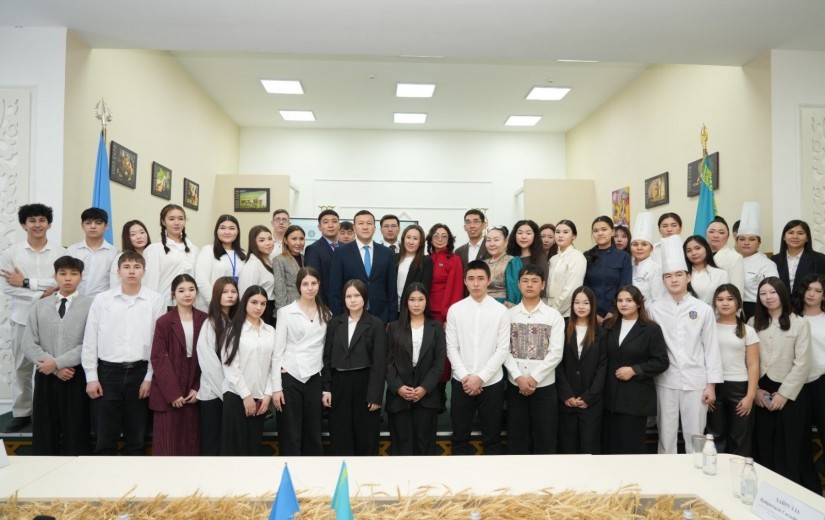 Астана қаласы әкімдігінің Технологиялық колледжі базасында «Суды үнемде — болашақты сақта» тақырыбында экосағат өтті