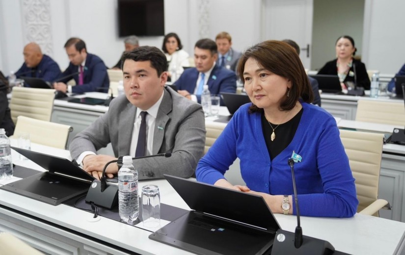 Мәслихаттың салық салу, қолжетімді ортаны қамтамасыз ету және әлеуметтік маңызы бар жобалар мәселелері жөніндегі кезектен тыс сессиясы туралы